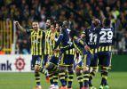 Lider, zirvede tek başına!