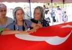 Diyarbakır şehitleri toprağa verildi