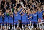 Chelsea kupayı son dakikada kazandı