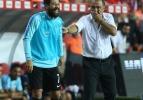 Maç sırasında Terim ve Olcay kahkahalara boğuldu