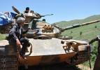 BDP'liler askere kalkan oldu
