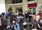 Esnaf, Adana Büyükşehir'i bastı