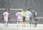 Beşiktaş - Mersin İdman Yurdu maçına kar engeli