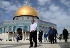 Mescid-i Aksa'da cuma namazı