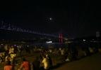 '15 Temmuz Şehitleri Köprüsü' kırmızı beyaz