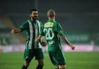 Müthiş düello! Bursaspor öldü öldü dirildi