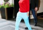 Victoria Beckham'dan renkli giyinme dersi