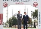 Davutoğlu'nun 'Sultanahmet Hatırası'