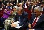 Erdoğan, Ak Parti'ye üye oldu