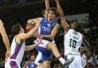 Anadolu Efes'ten muhteşem galibiyet
