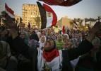 Mısır'da devrim &ccedil;anları yeniden &ccedil;alıyor