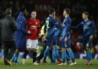 Arsenal Old Trafford'da bileti kaptı!