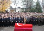 Trafik kazasında şehit olan asker defnedildi