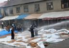 Hakkari'de cuma vakti ortalık karıştı