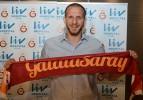Milli yıldız Galatasaray'a imzayı attı