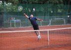 Bakan Şimşek tenis maçında döktürdü