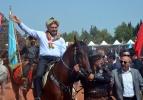  Başbakan Binali Yıldırım ata bindi