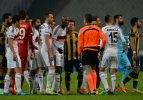 Derbide F.Bahçe zirve yaptı!