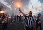 Beşiktaş'ın şampiyonluğu yurdun dört bir yanında coşkuyla kutlandı!
