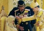 Brunei Sultanı oğlunu evlendirdi