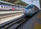 &Ccedil;ok y&uuml;ksek hızlı tren ilk seferine başladı