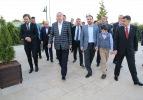 Cumhurbaşkanı Bayram namazını Hz. Ali Camisi'nde kıldı