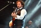 Ünlüler Kayahan'ın ardından ne dedi?