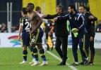 Derbiye Emenike damgası!