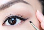 Diş ipiyle eyeliner sürülür mü? 