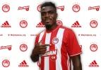 Emenike'nin imzası sonrası sosyal medya karıştı