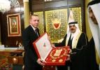 Erdoğan’a Şeyh İsa bin Salman Al Halife Madalyası
