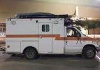 Eski ambulansa yaptıkları hayrete düşürdü... 