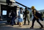 Görevliler ve oy pusulaları helikopterle taşındı