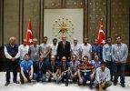 Erdoğan 16 işçiyi Külliye'de ağırladı