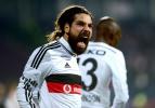 Bedelli askerlik çıkınca bayram eden ünlü isimler