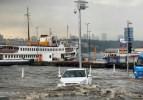 İstanbul'a öyle bir yağmur yağdı ki...