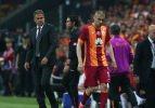 Arena'da Burak'tan tepki çeken hareket