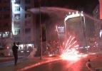 Kadıköy'de polise saldırı!