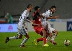 Kartal evinde tekliyor!