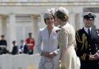 Kate Middleton yine elbise tercihiyle tartışılıyor