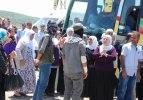 KCK’lılar vekillerin aracını durdurdu
