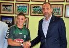 Konyaspor'un yeni yıldızı imzaladı