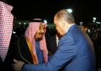Kral Selman'dan Erdoğan'a jest