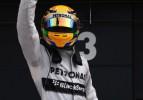Pole pozisyonu Lewis Hamilton'un