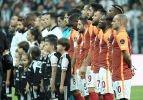 Beşiktaş-G.Saray derbisini izleyen sürpriz isim!