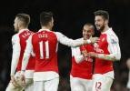 Mesut coştu Arsenal City'i yıktı!