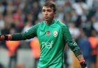Muslera Twitter'ı salladı
