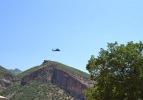 Teröristler helikoptere saldırdı