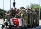 "Özel tertiplerin" askerlik heyecanı