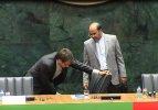 Ruhani ve Gül'ün konuşacağı salonda koltuk krizi